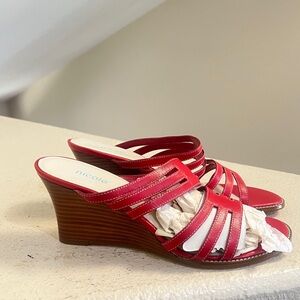 Nicole Red leather Wedge sandals Women’s SZ 9 New no‎ Box Summer wedding comfort